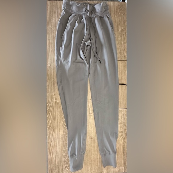 Zyia Ascend Jogger high rise  XS Gray - Picture 5 of 6